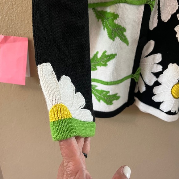 Storybook "Sweet Pea" knitted Cardigan - Picture 6 of 8